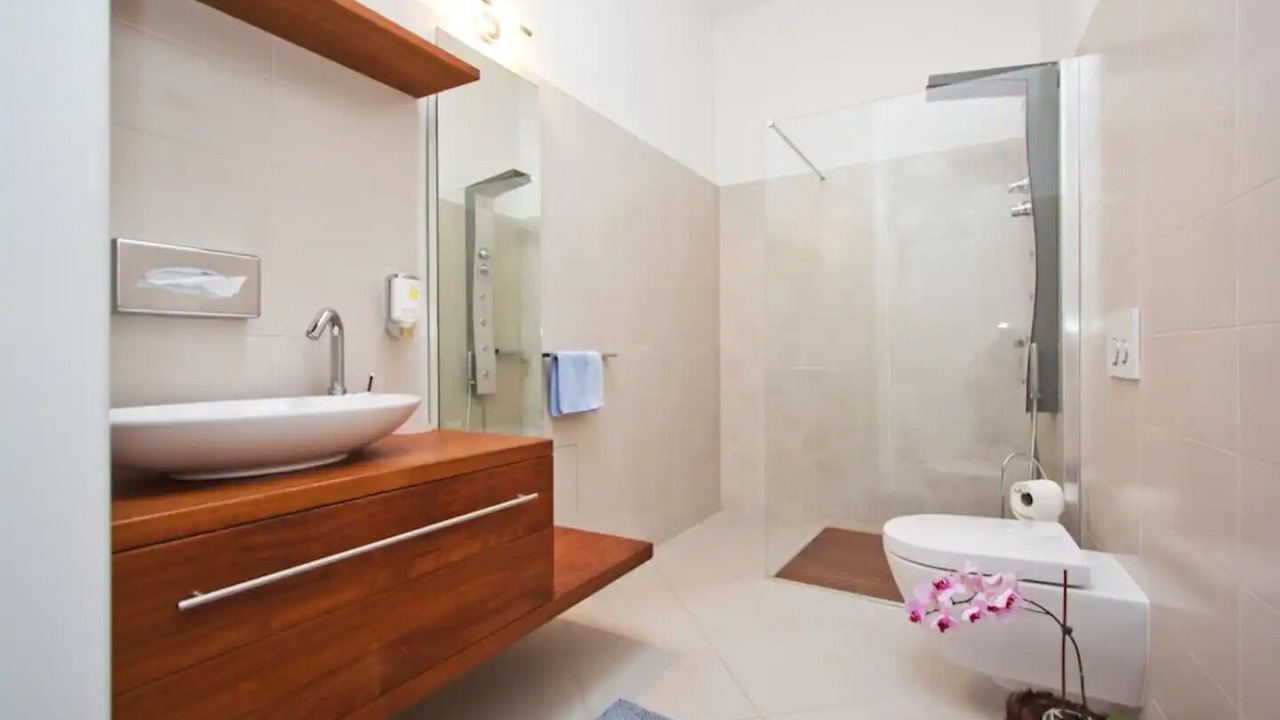 Photo of Bathroom in City Center