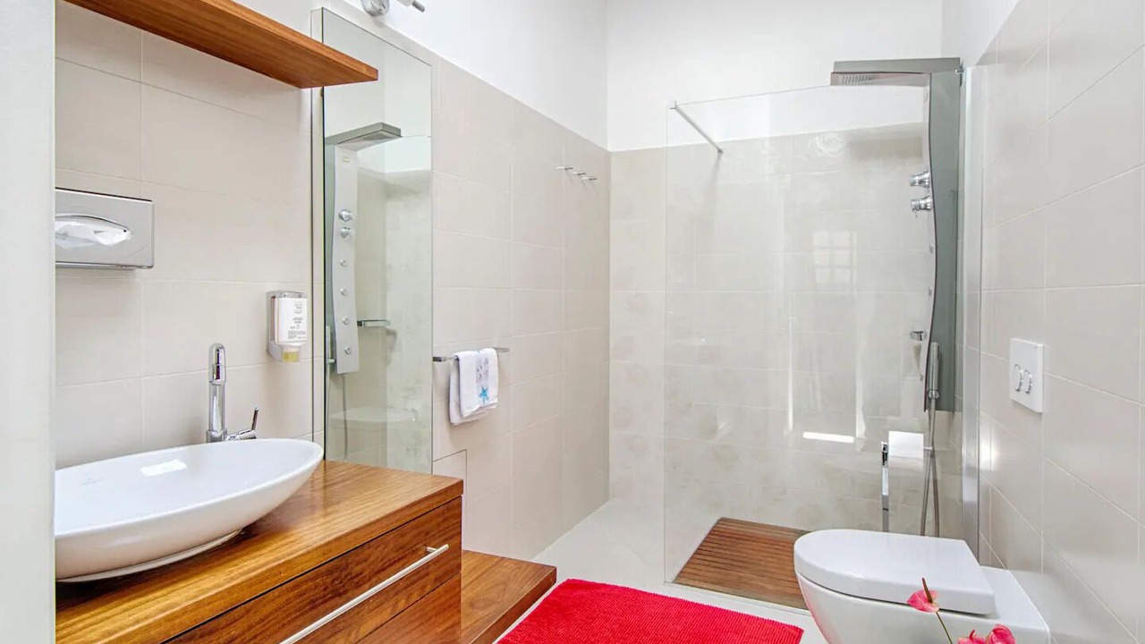 Photo of Bathroom in City Center