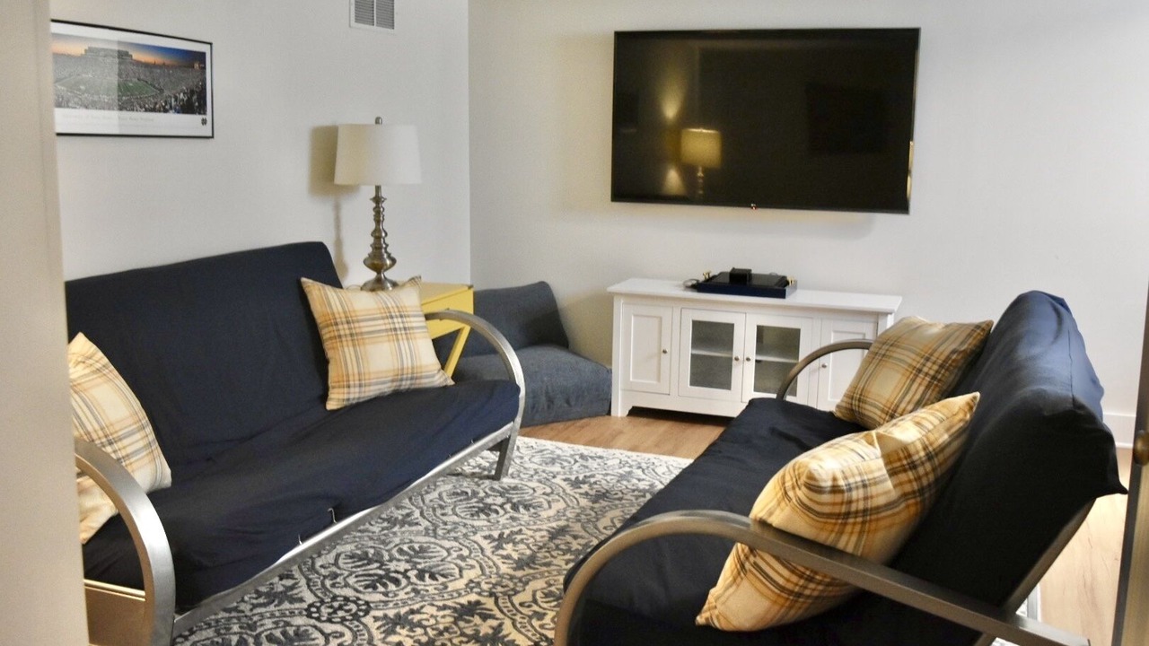 Photo of Livingroom in Northeast South Bend