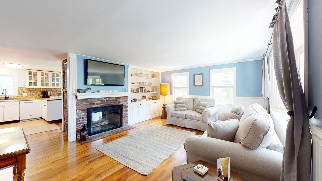 Photo of Livingroom in Hyannis