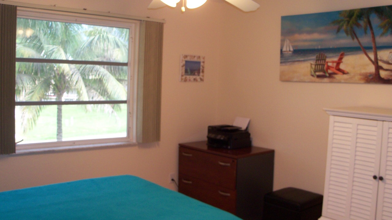 Photo of Bedroom in Alden Pines