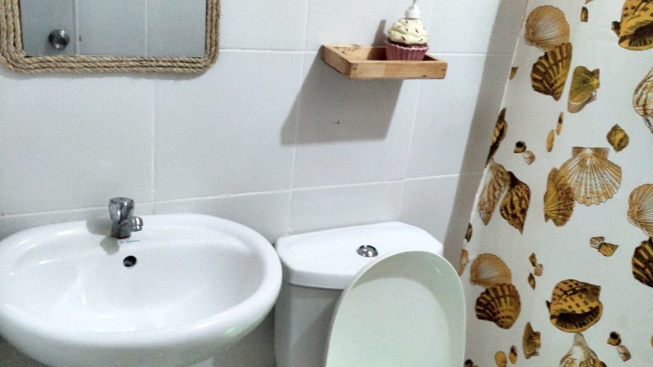 Photo of Bathroom in Moonwalk