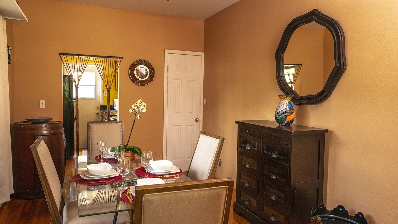 Photo of Bedroom in Riverside Park