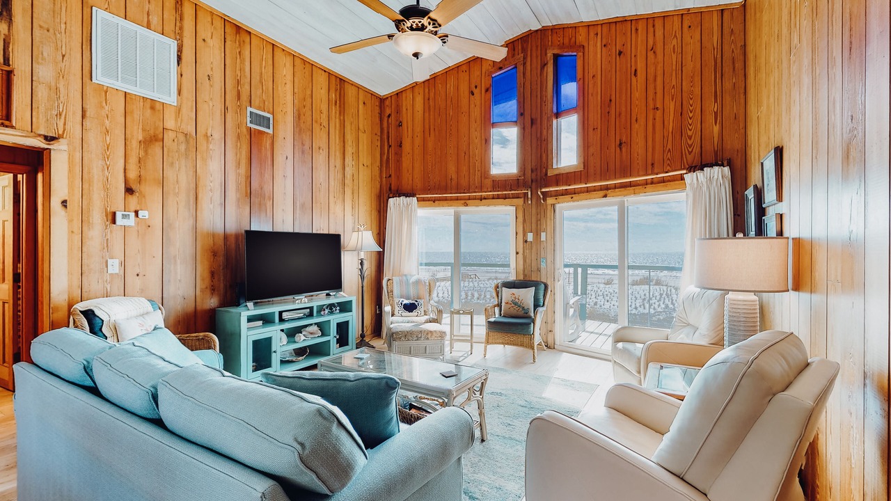 Photo of Livingroom in Port St. Joe