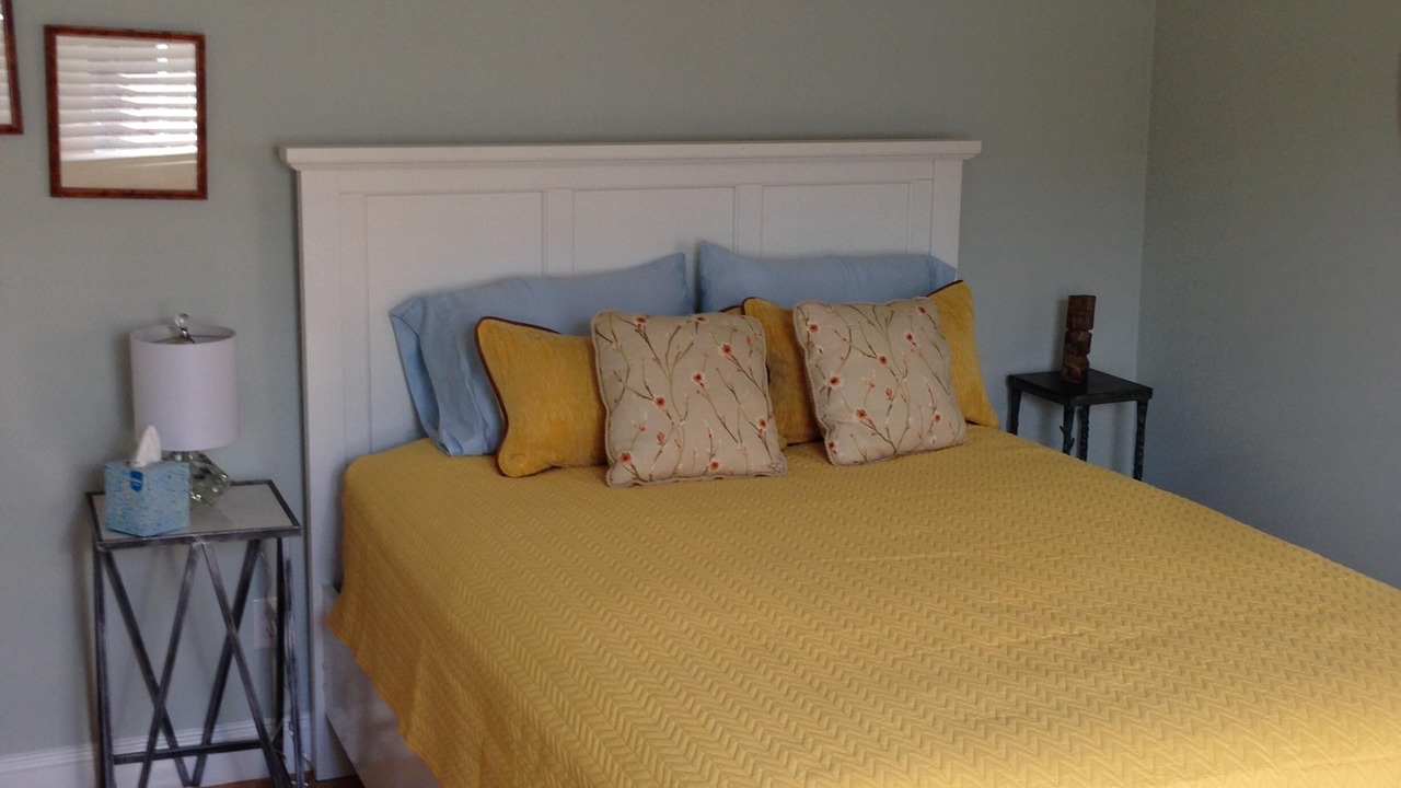 Photo of Bedroom in Plymouth Cultural District
