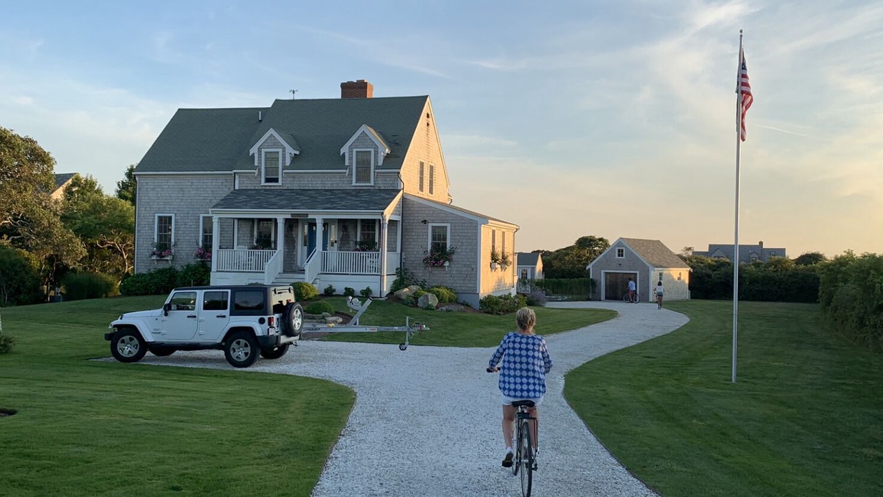 Photo of Outdoor in Tom Nevers