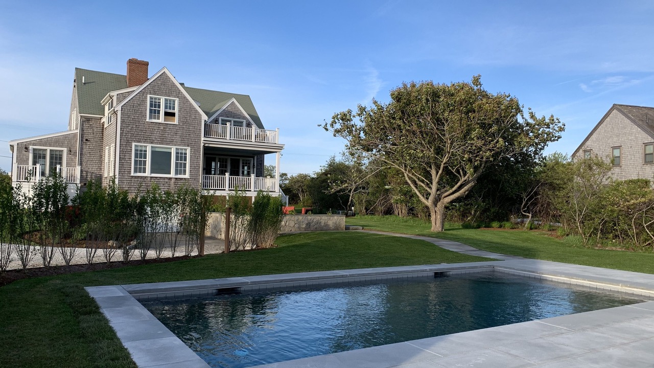 Photo of Outdoor in Tom Nevers