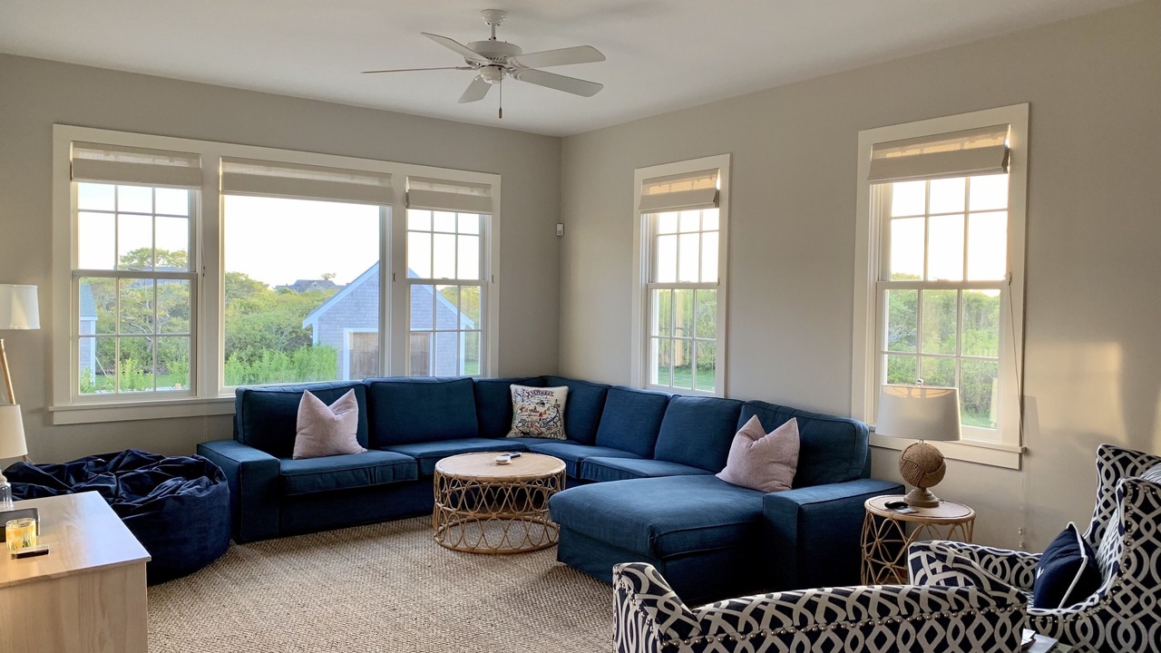 Photo of Livingroom in Tom Nevers