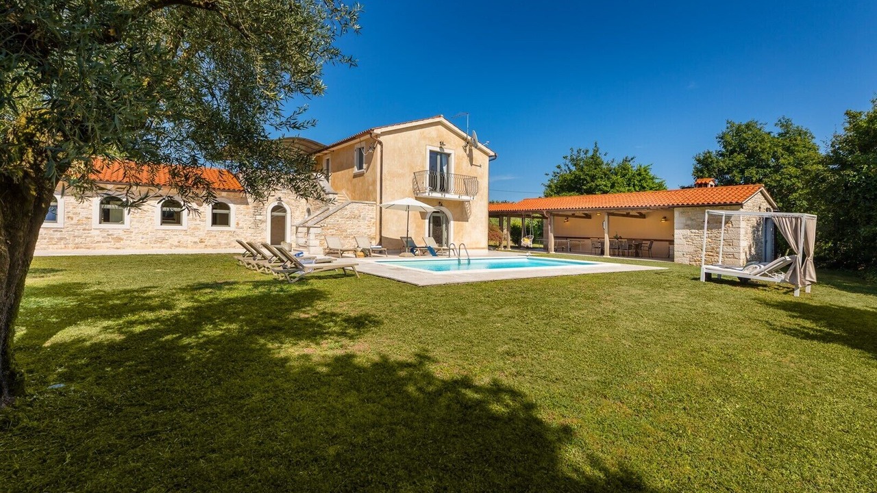 Photo of Outdoor in Prkacini