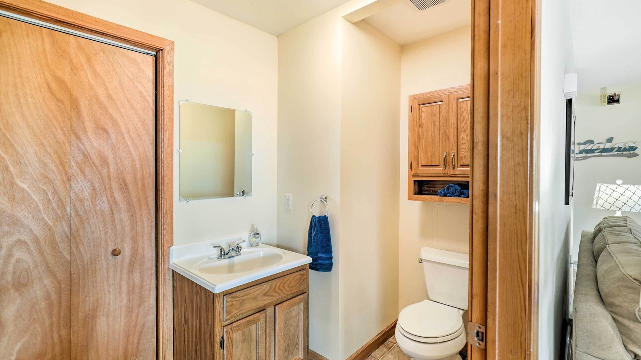 Photo of Bathroom in Ovid