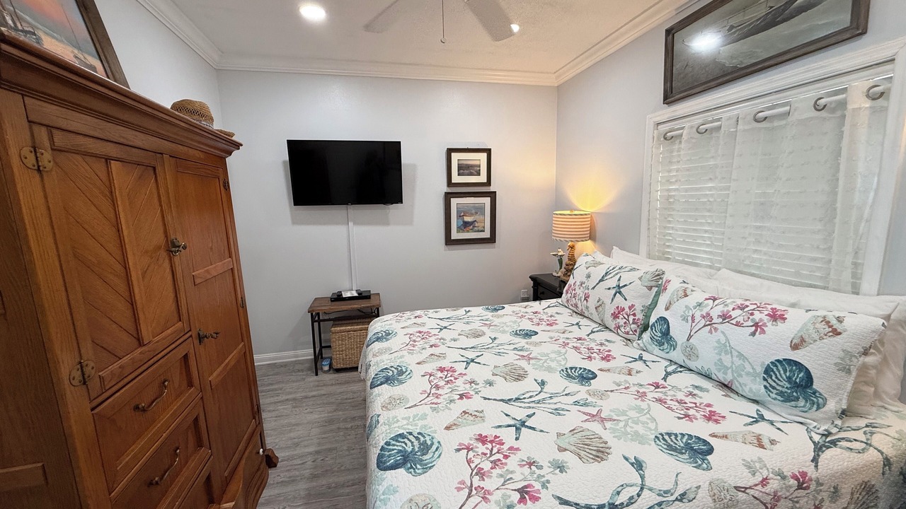 Photo of Bedroom in Pensacola Beach