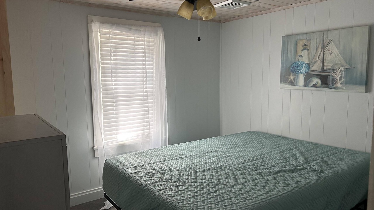 Photo of Bedroom in Sylvan Beach