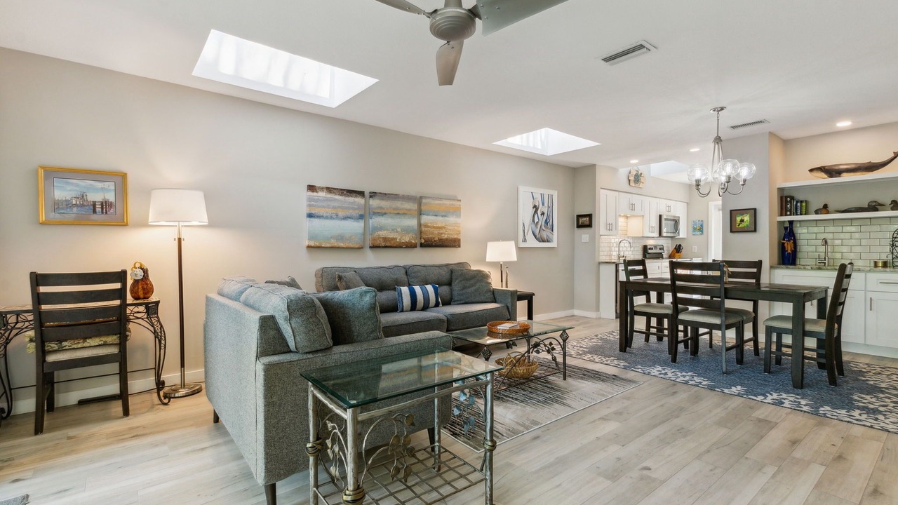 Photo of Livingroom in Fernandina Beach