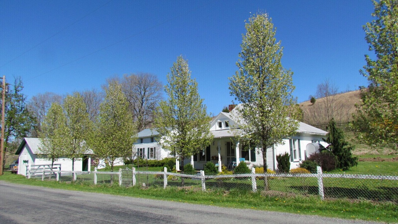 Photo of Others in Harper
