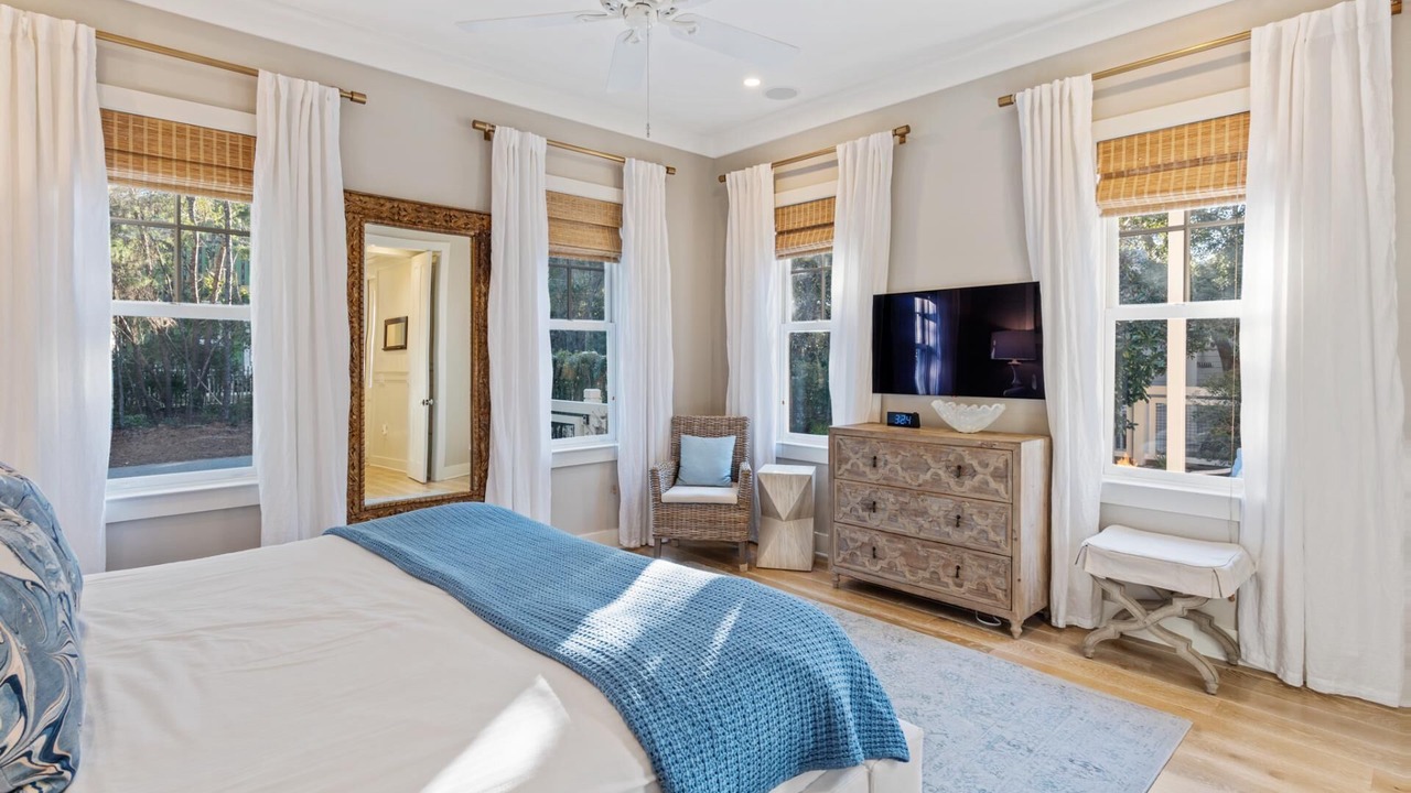 Photo of Bedroom in Cottage District