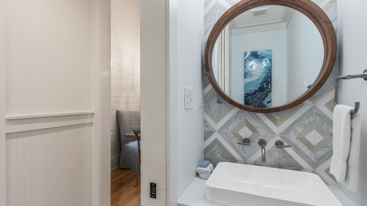 Photo of Bathroom in Cottage District