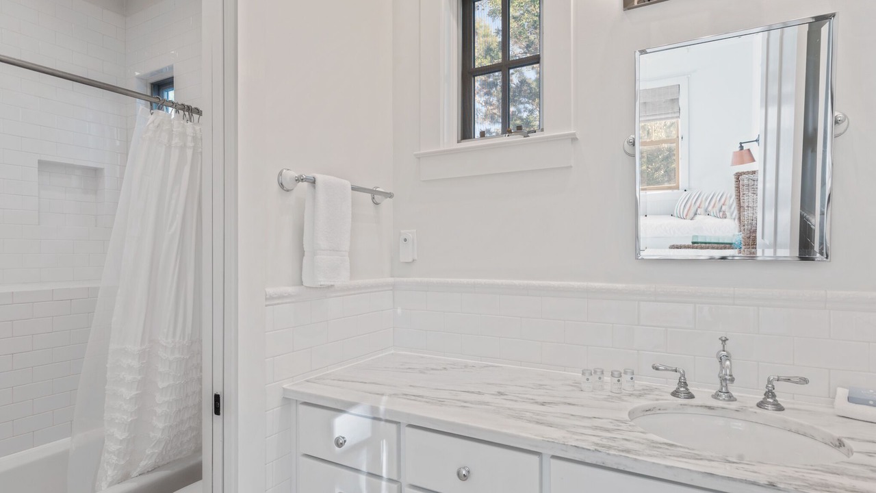 Photo of Bathroom in Cottage District
