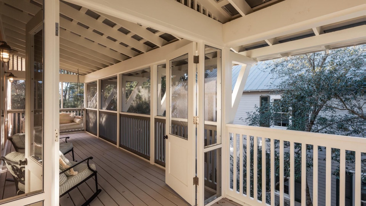 Photo of Patio Balcony in Cottage District