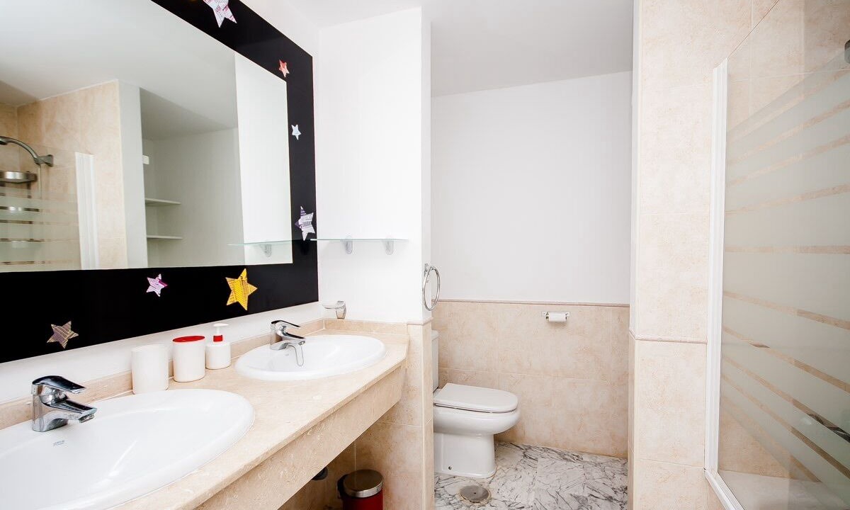 Photo of Bathroom in Alcorrin