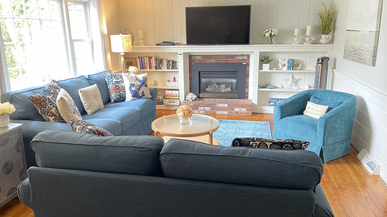 Photo of Livingroom in Bass River