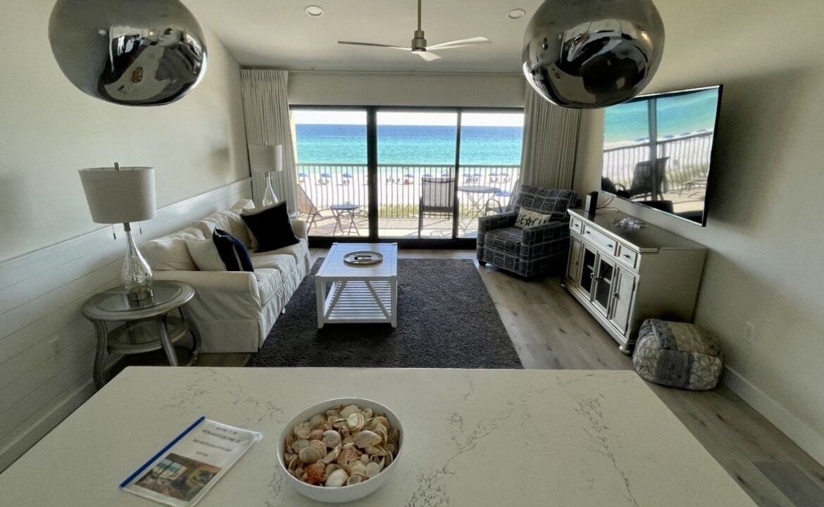 Photo of Livingroom in Destin