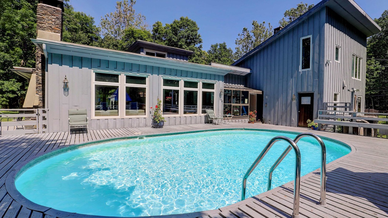 Photo of Outdoor in Woodstock