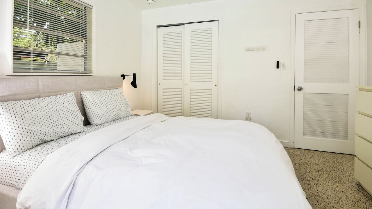 Photo of Bedroom in Arlington Park