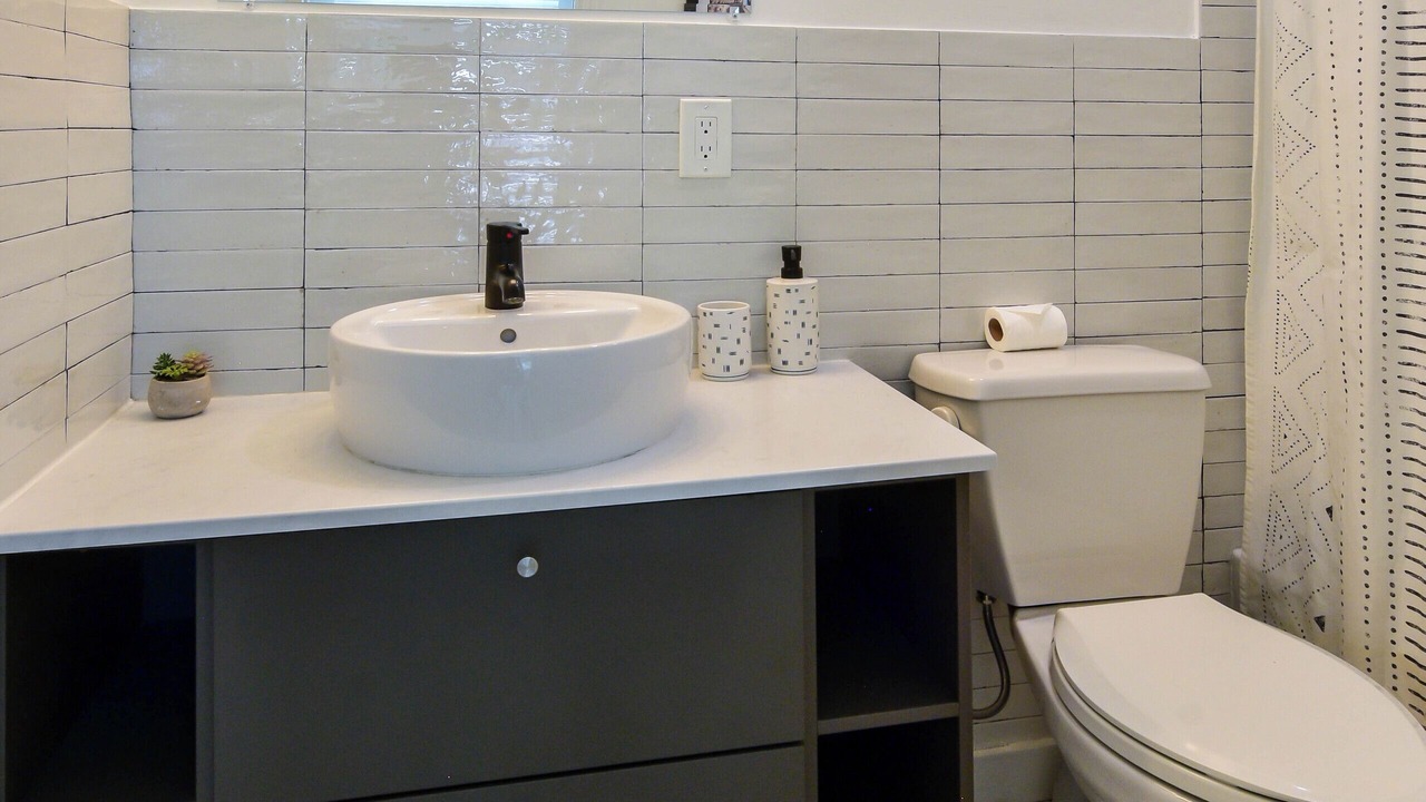 Photo of Bathroom in Arlington Park