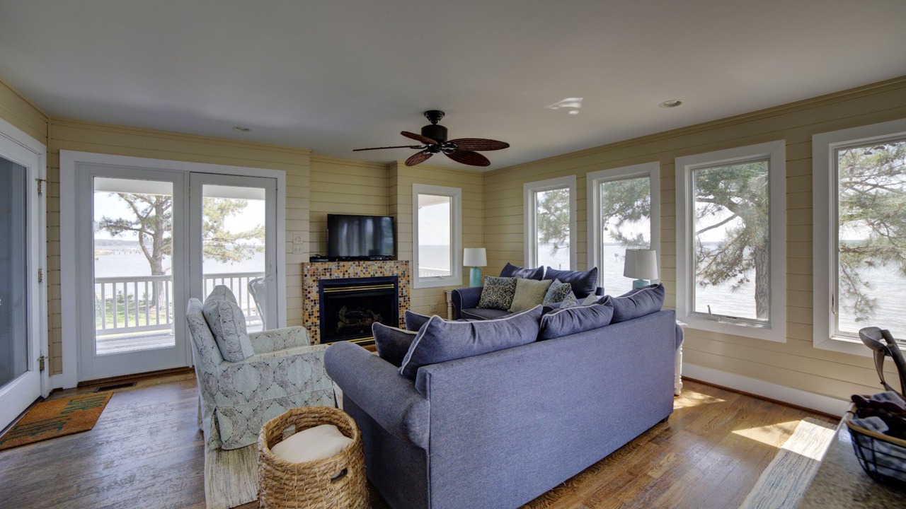 Photo of Livingroom in Ware