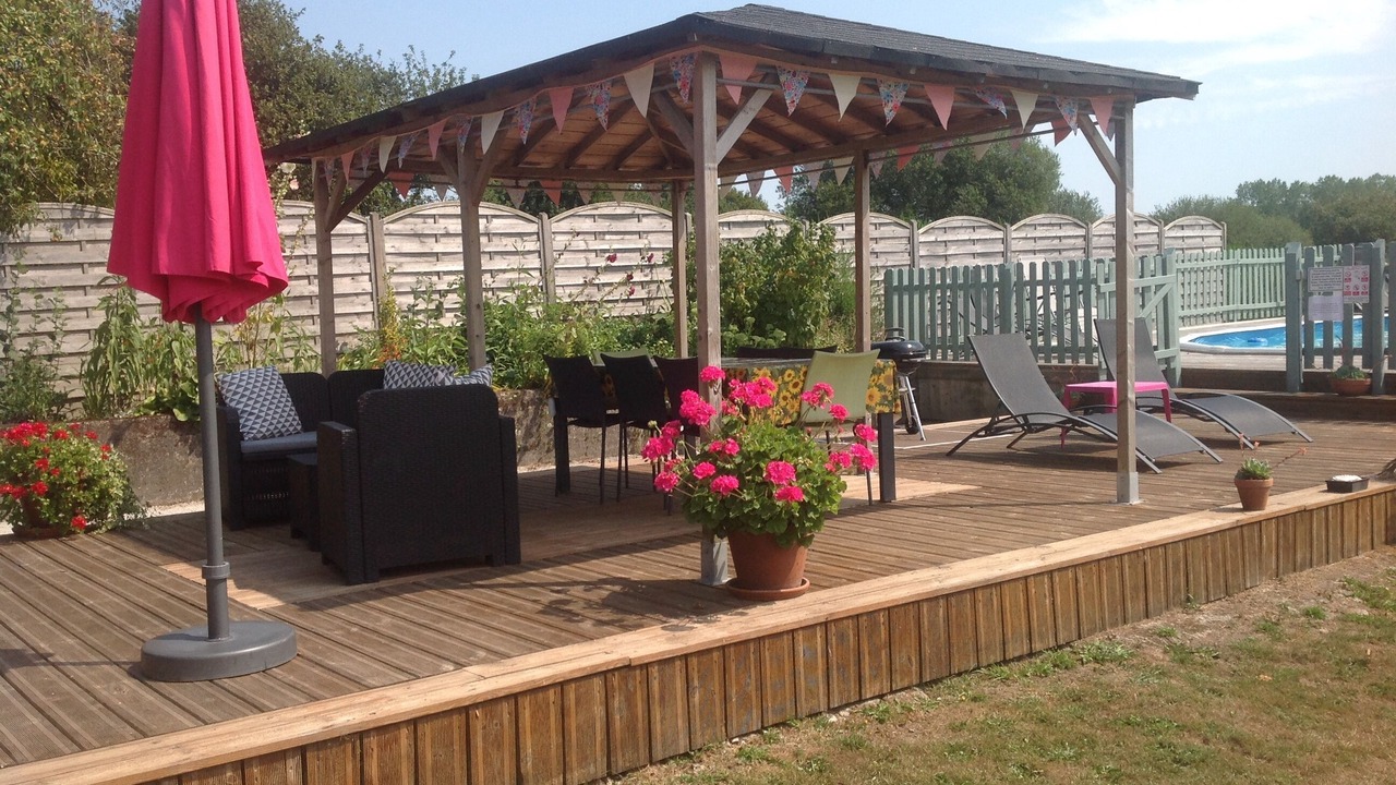 Photo of Patio Balcony in Saint-Martin-des-Pres