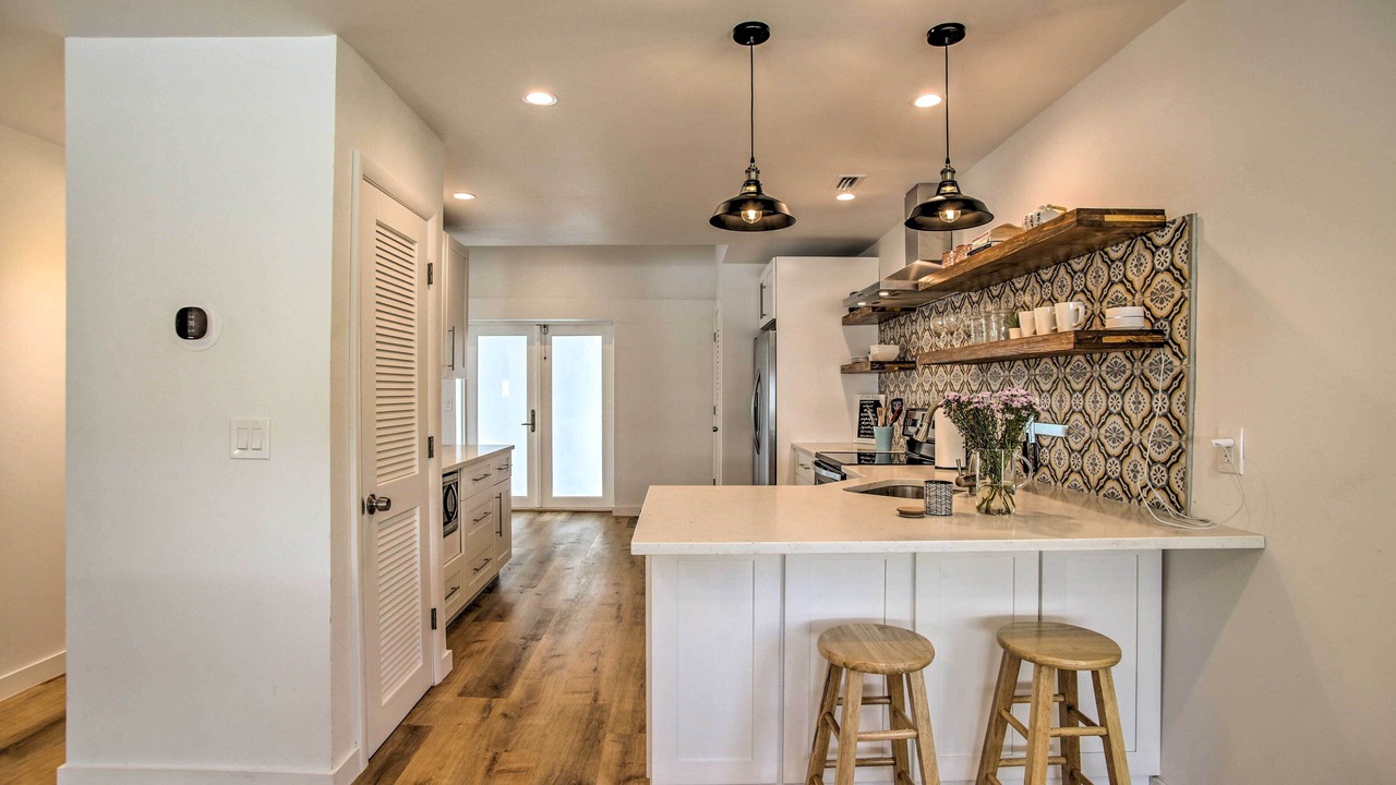 Photo of Kitchen in South Middle River