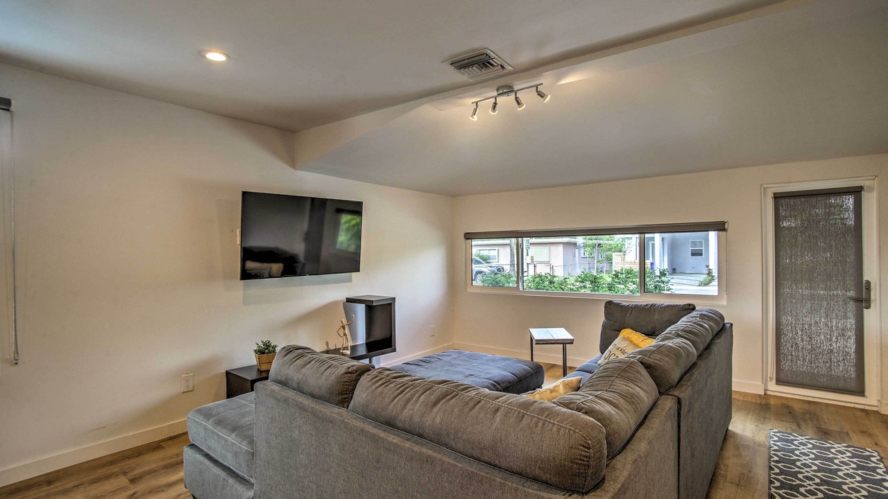 Photo of Bedroom in South Middle River