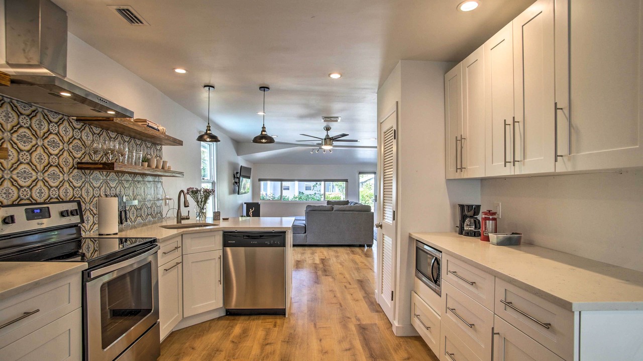 Photo of Kitchen in South Middle River