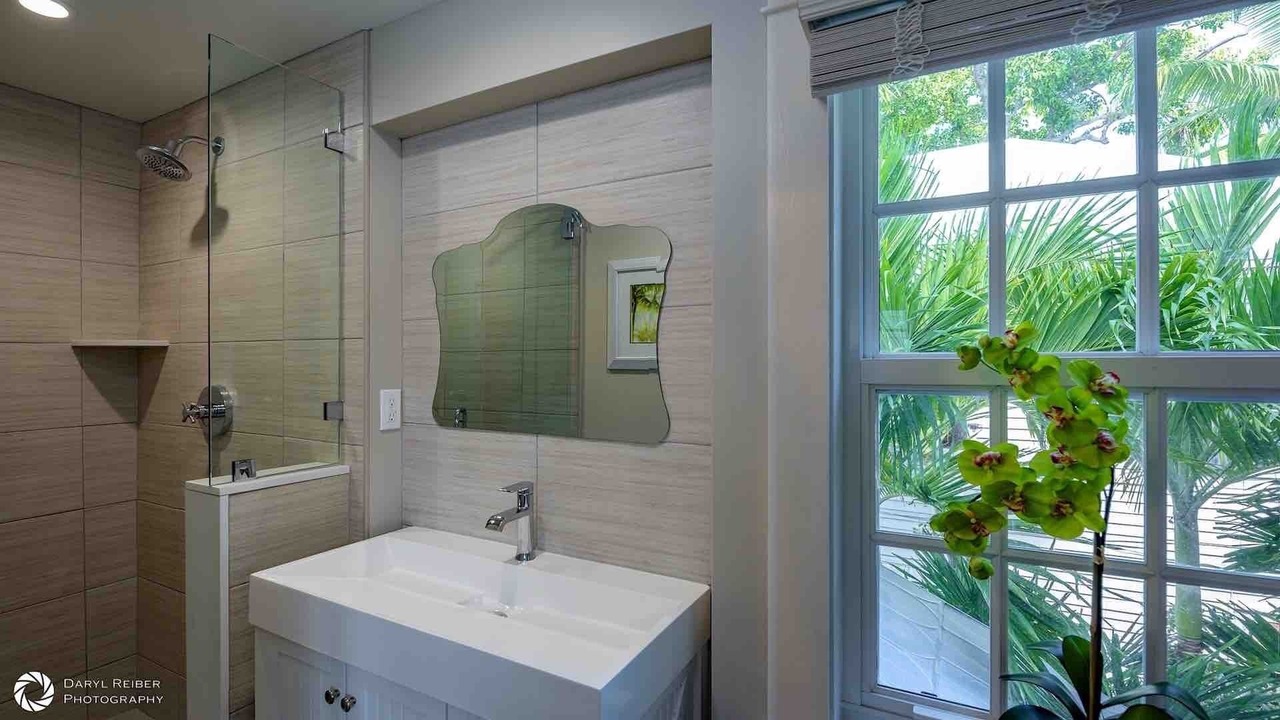 Photo of Bathroom in Historic Seaport