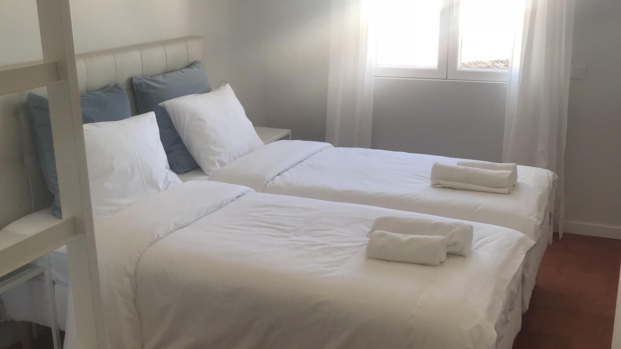Photo of Bedroom in Alporchinhos