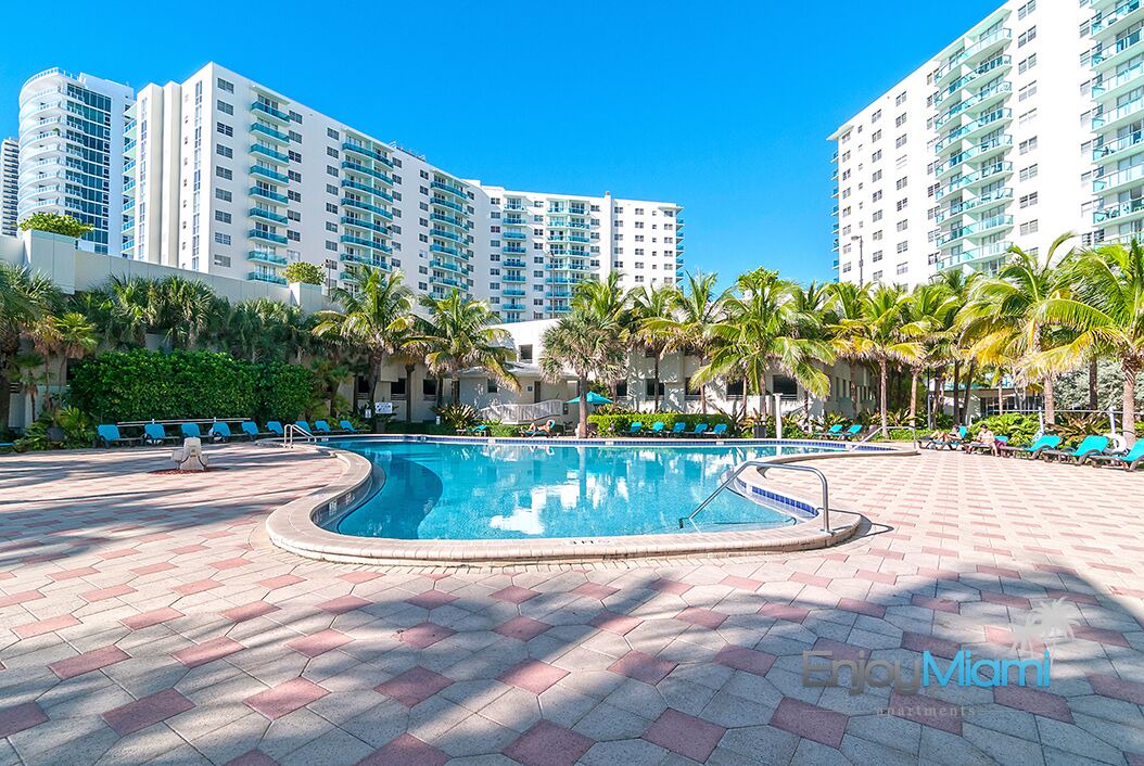 Photo of Outdoor in Hollywood South Central Beach