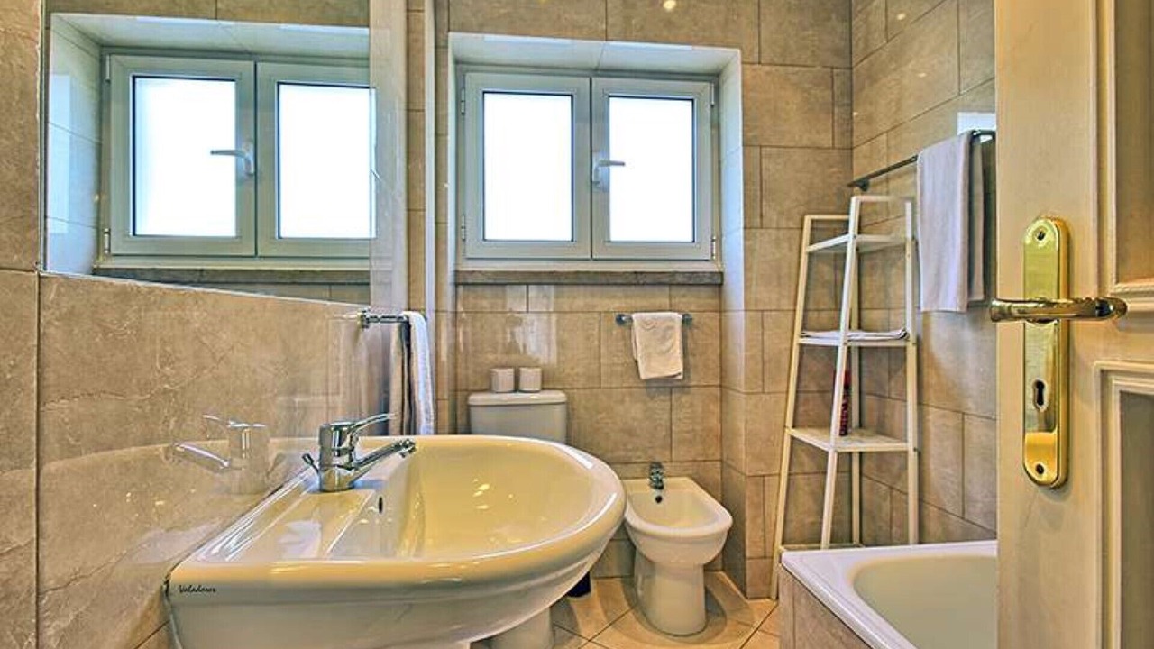 Photo of Bathroom in Sao Jorge de Arroios