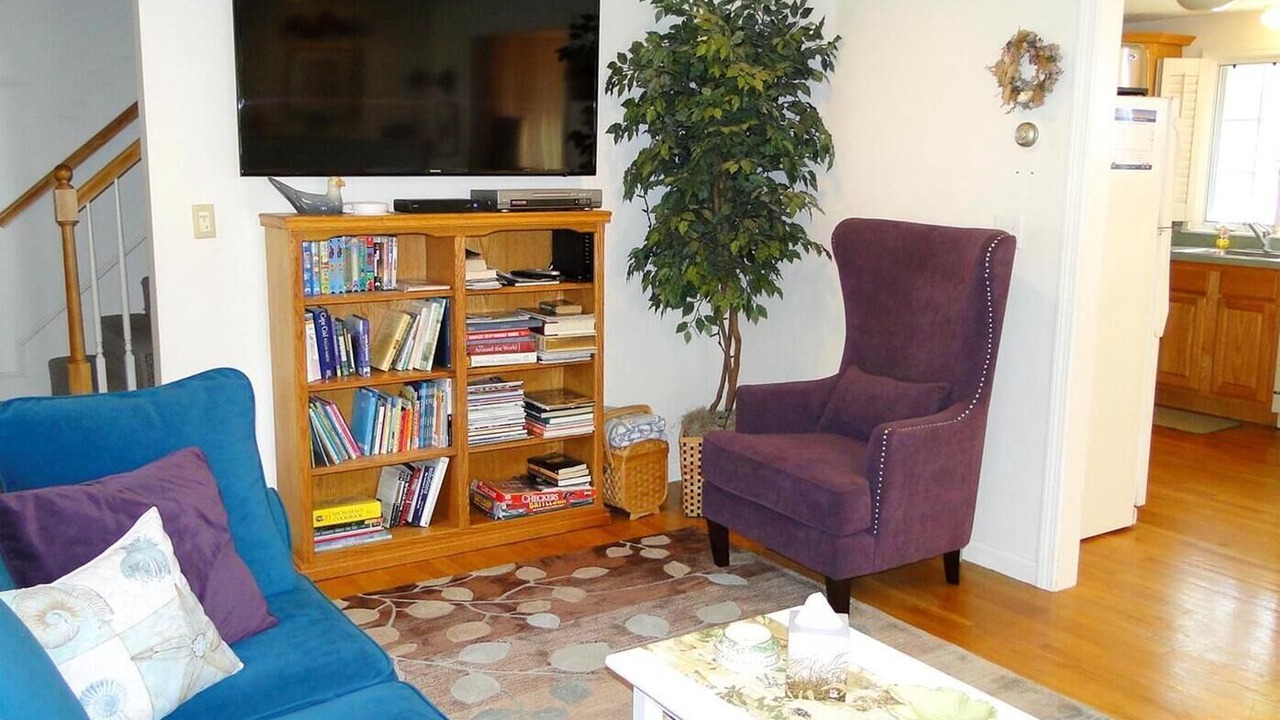 Photo of Livingroom in Dennis