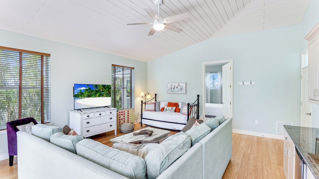 Photo of Bedroom in Holmes Beach