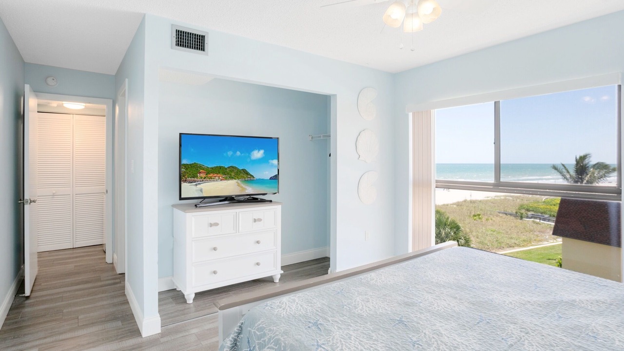 Photo of Bedroom in Cocoa Beach