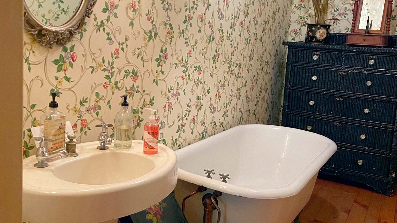 Photo of Bathroom in Cooperstown - Otsego Lake