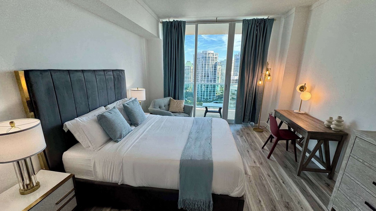 Photo of Bedroom in Coconut Grove