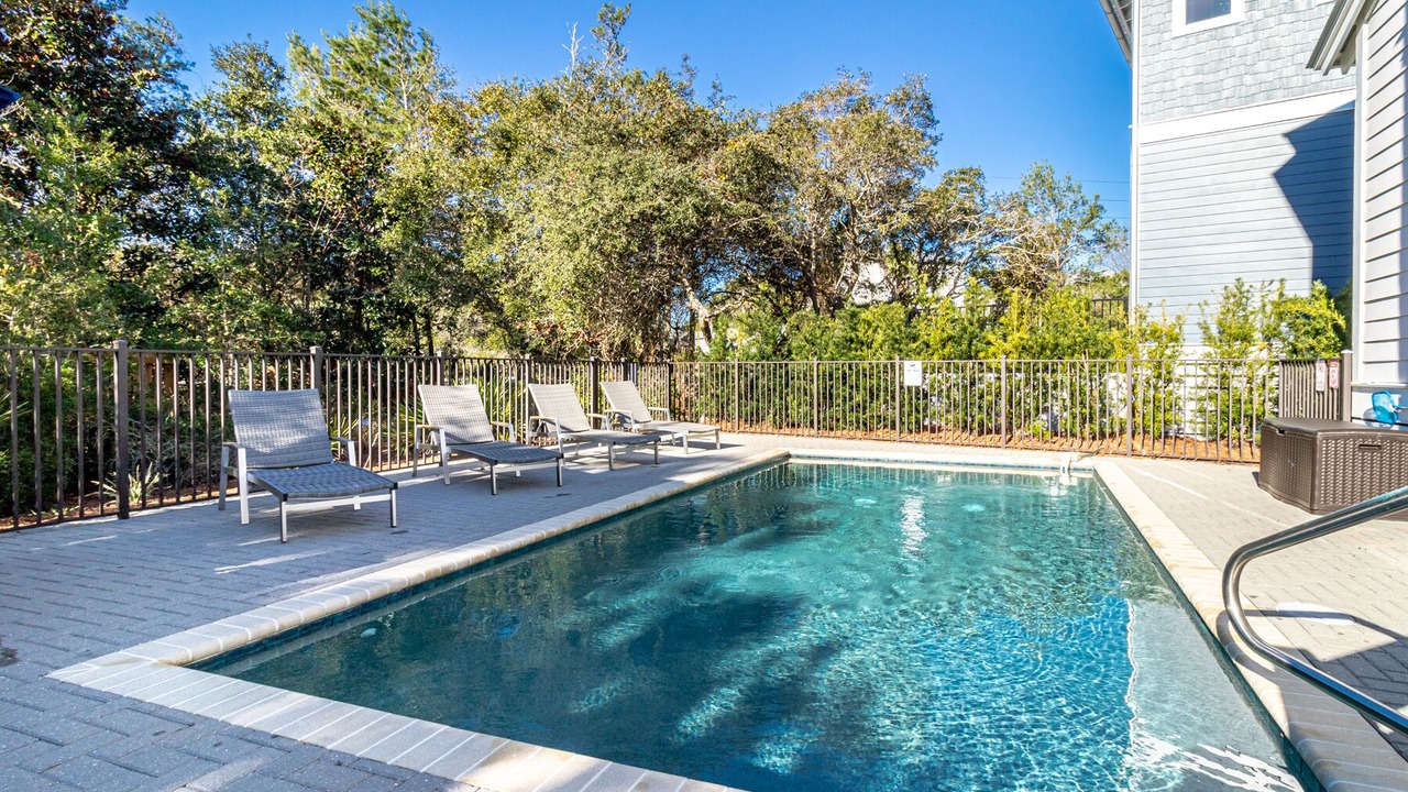 Photo of Outdoor in Lakeside at Blue Mountain Beach
