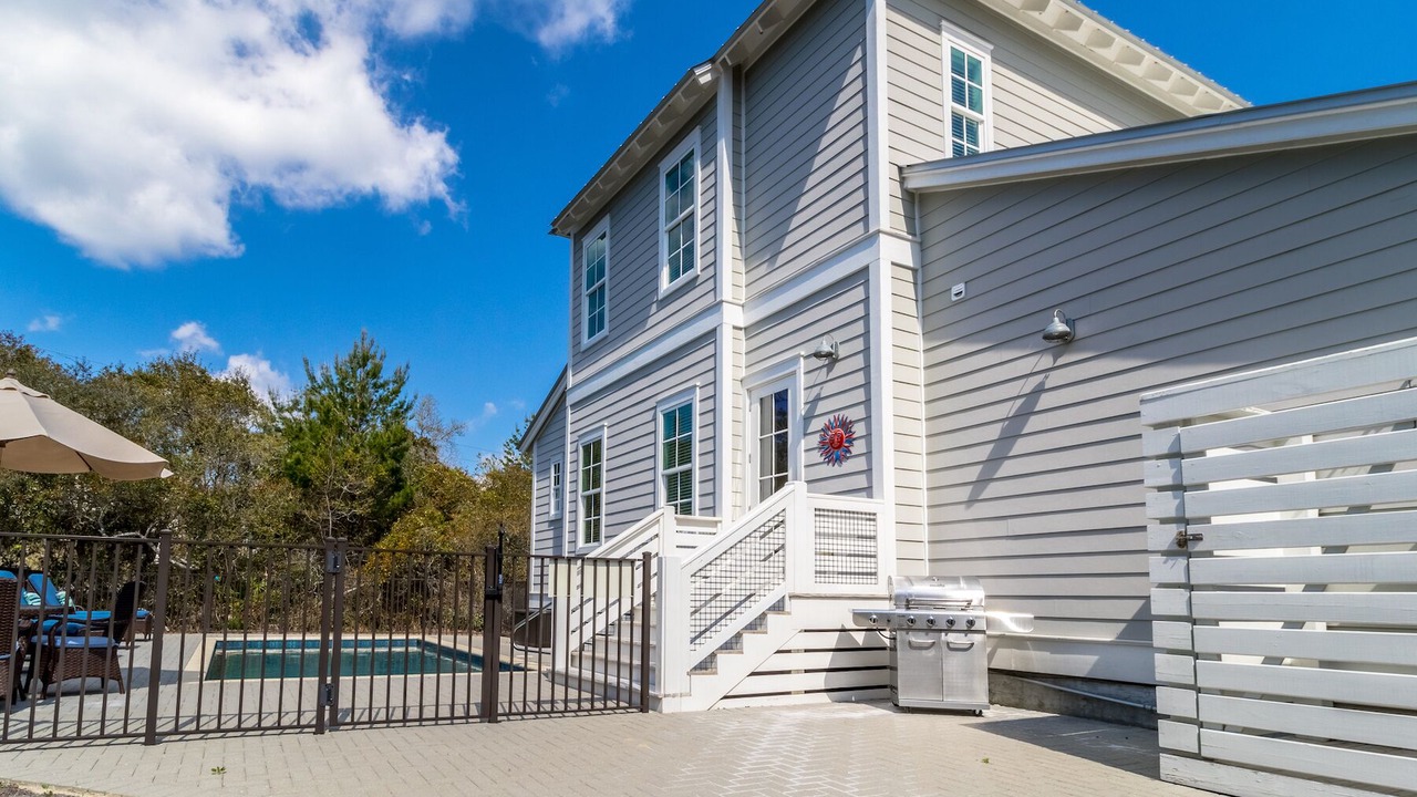 Photo of Outdoor in Lakeside at Blue Mountain Beach