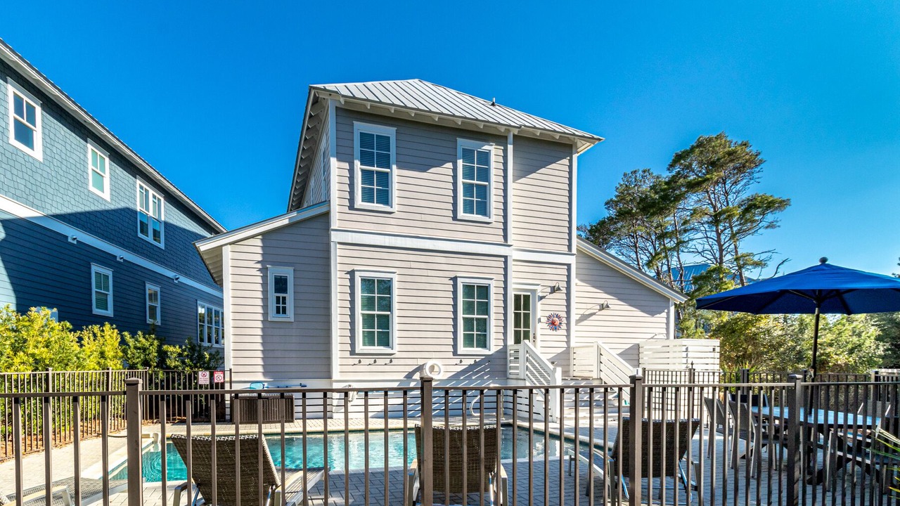 Photo of Outdoor in Lakeside at Blue Mountain Beach