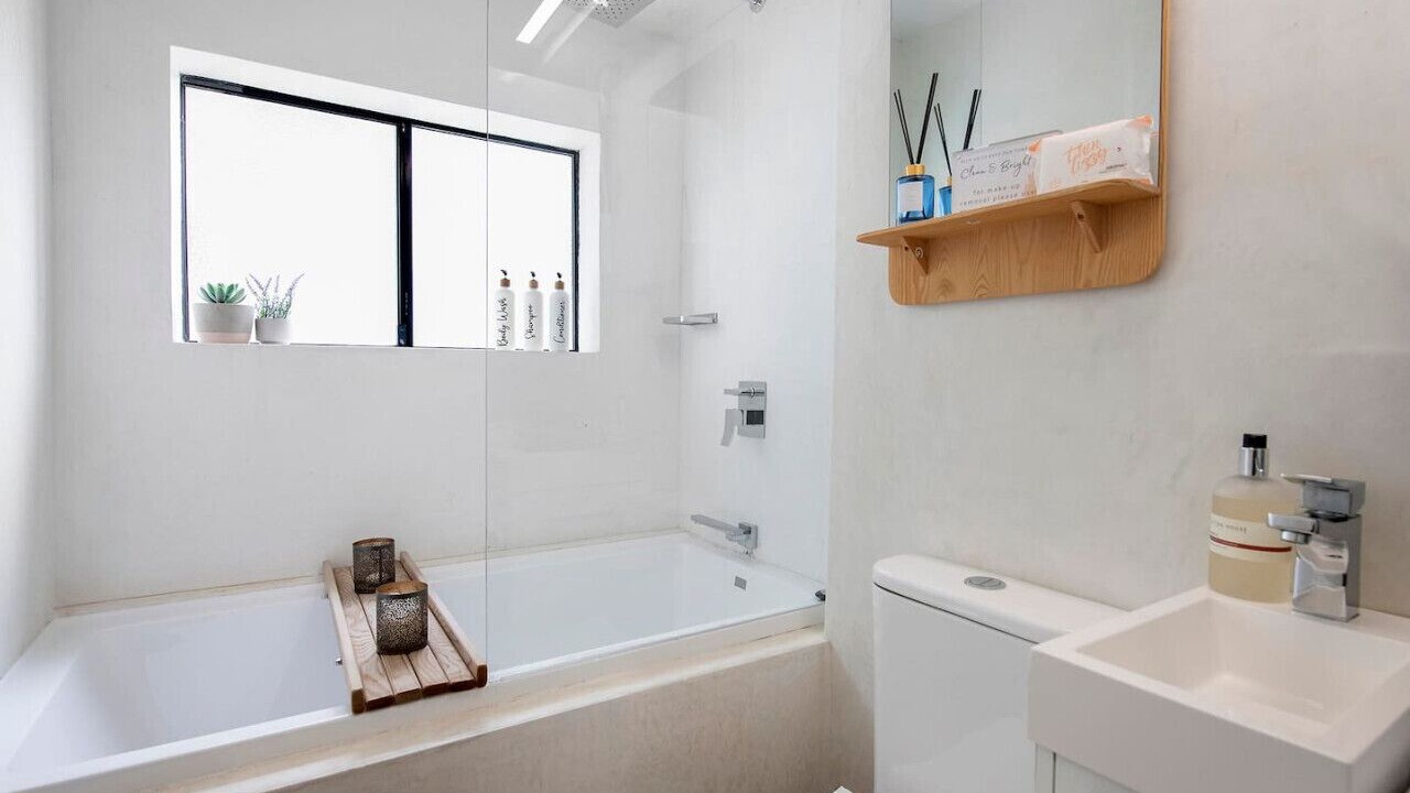 Photo of Bathroom in Surfers Paradise