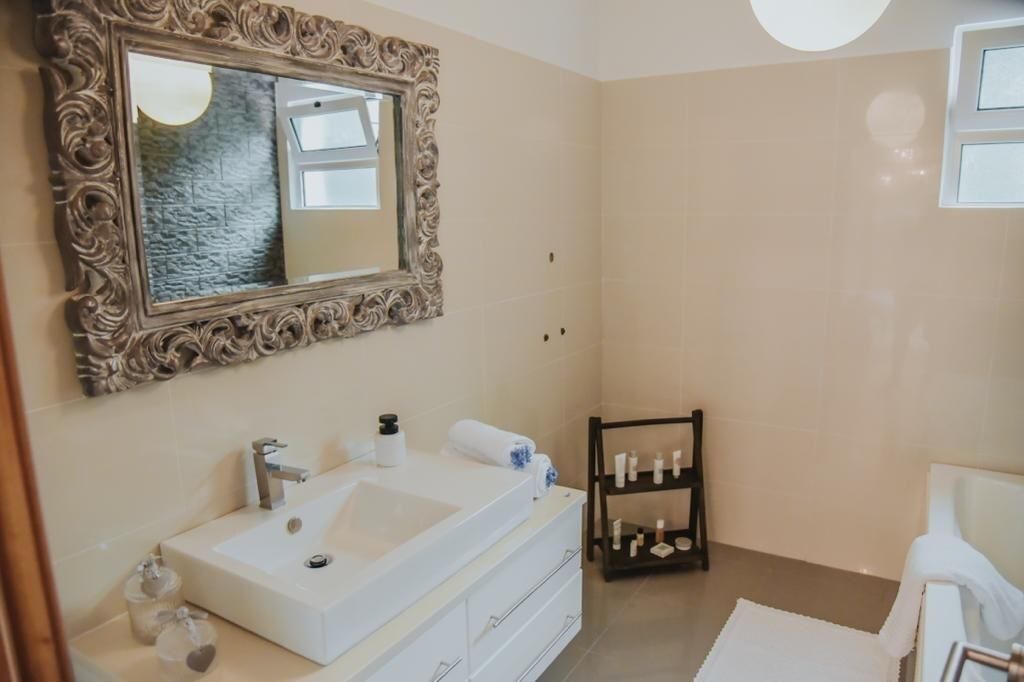 Photo of Bathroom in Lombo do Doutor