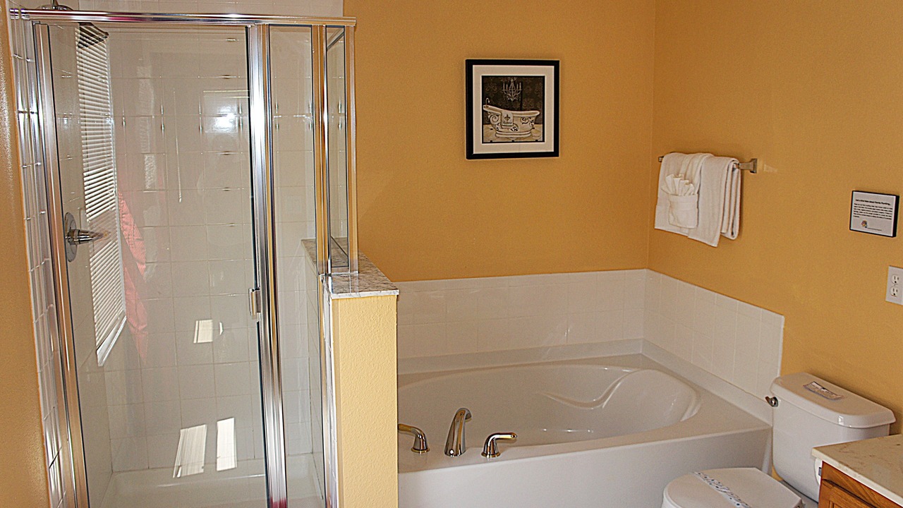 Photo of Bathroom in Windwood Bay
