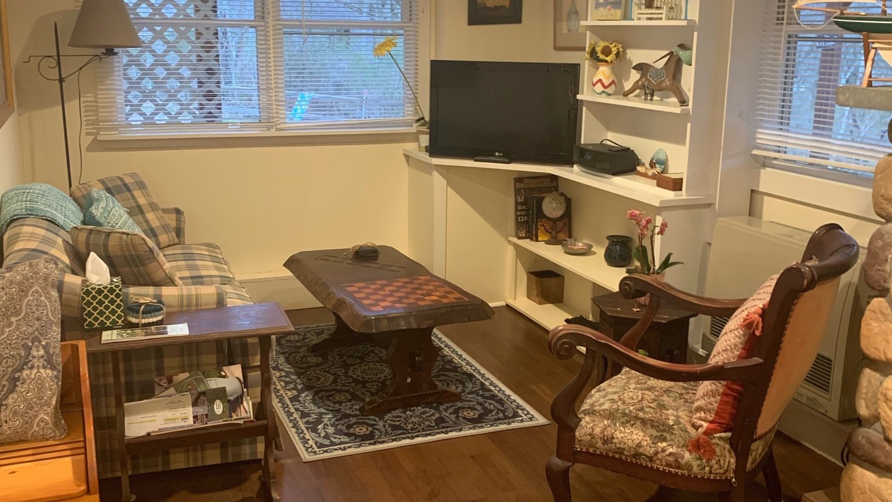 Photo of Livingroom in West Brewster