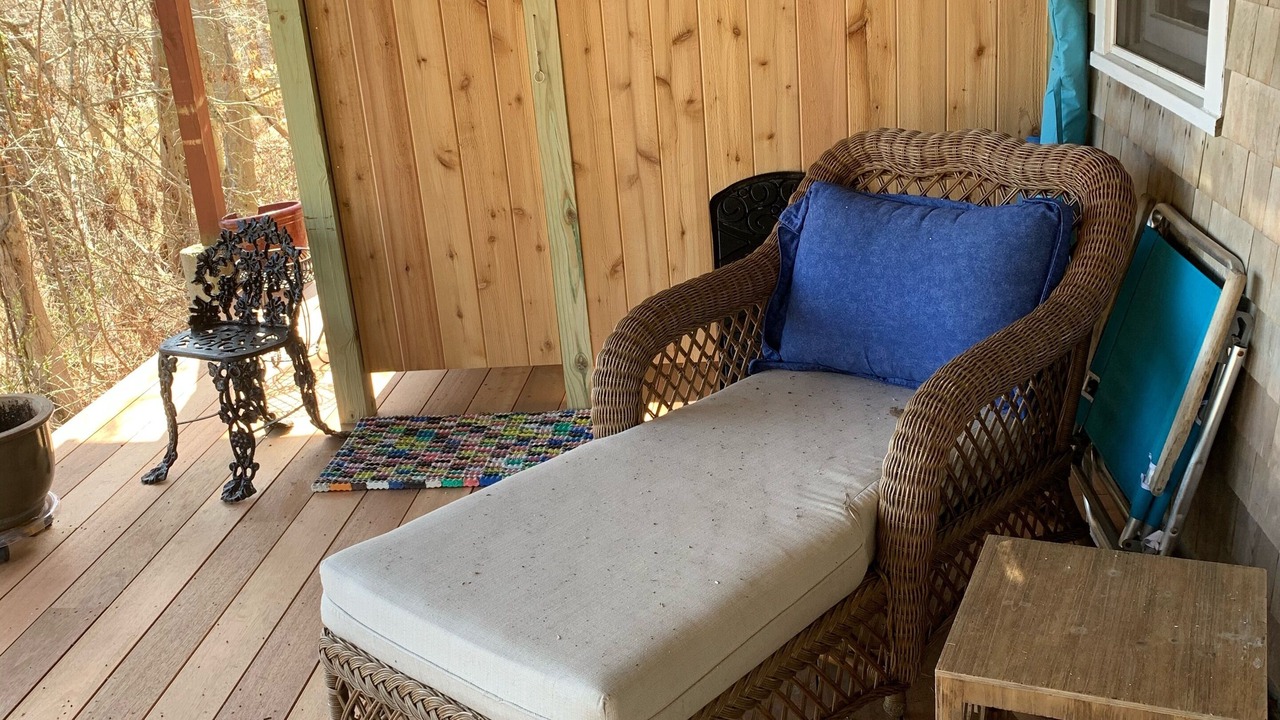 Photo of Patio Balcony in West Brewster